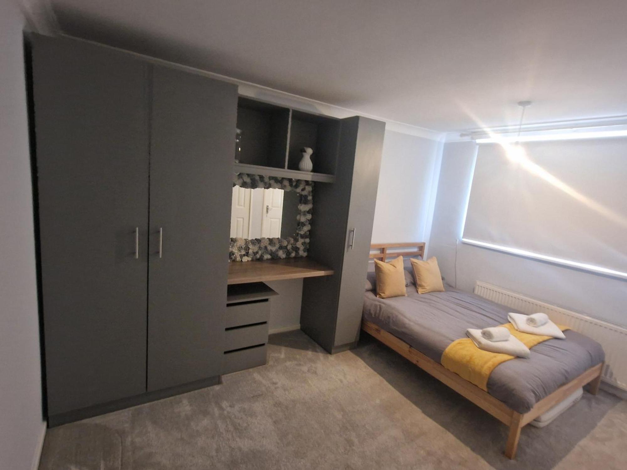 דירות לידס Stylish & Modern 2 Bed House With Free Parking Leeds מראה חיצוני תמונה