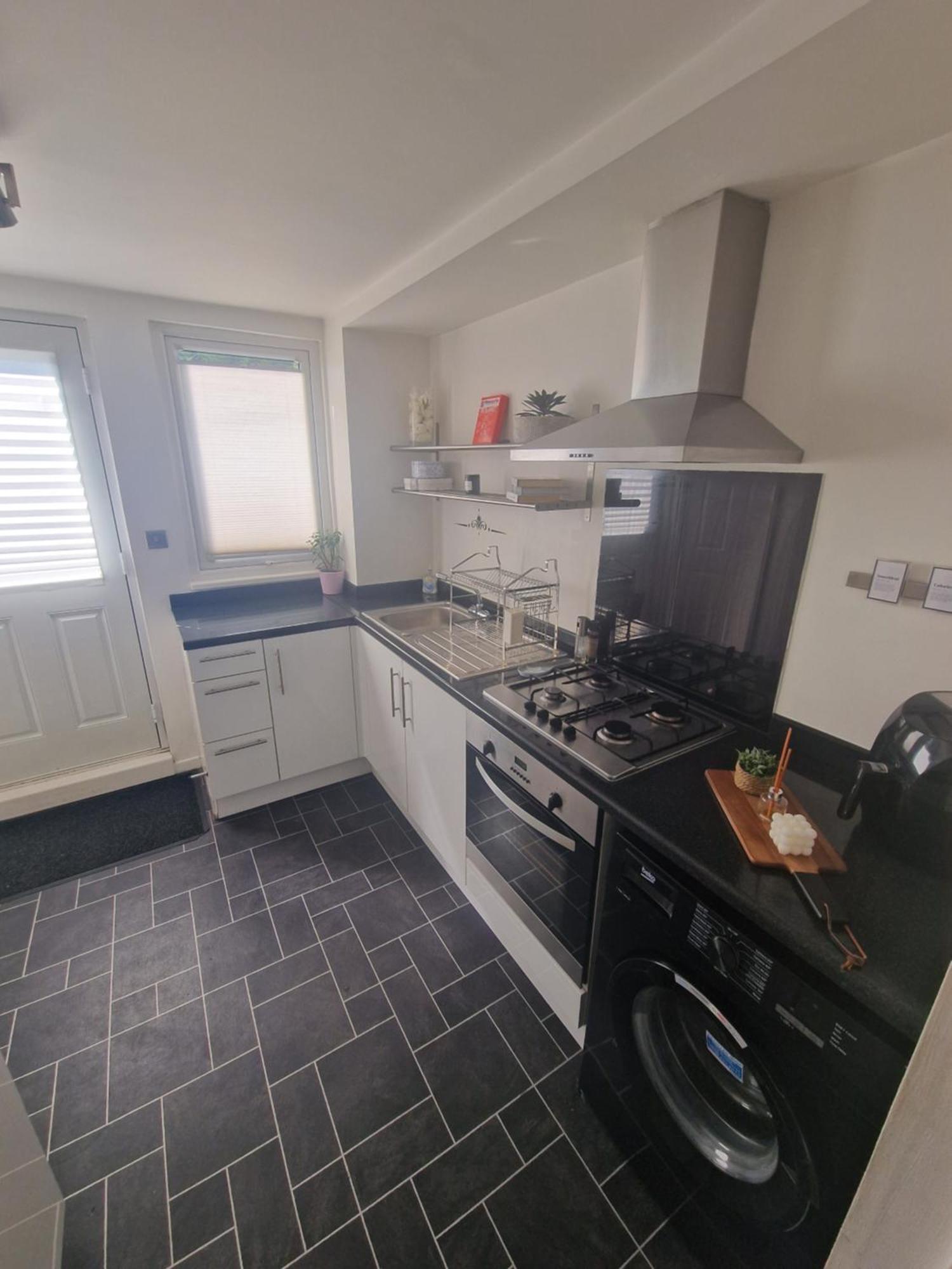 דירות לידס Stylish & Modern 2 Bed House With Free Parking Leeds מראה חיצוני תמונה