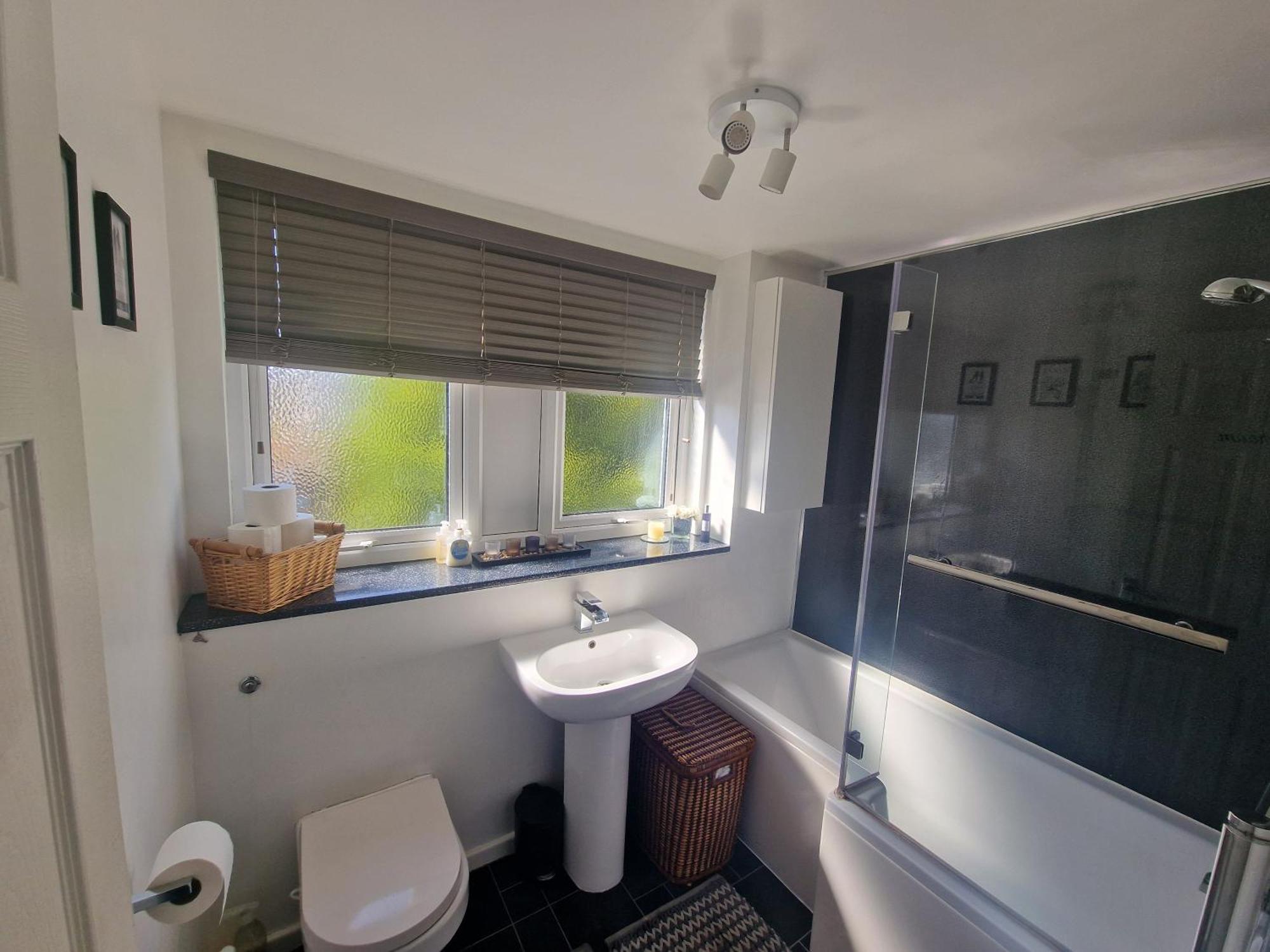 דירות לידס Stylish & Modern 2 Bed House With Free Parking Leeds מראה חיצוני תמונה