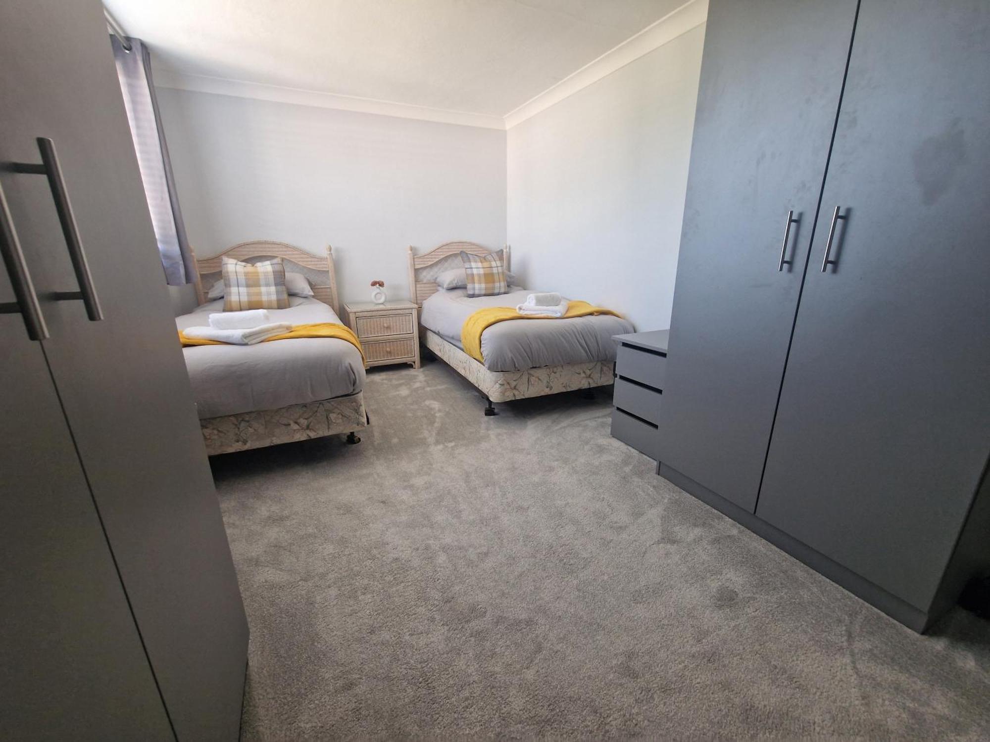 דירות לידס Stylish & Modern 2 Bed House With Free Parking Leeds מראה חיצוני תמונה